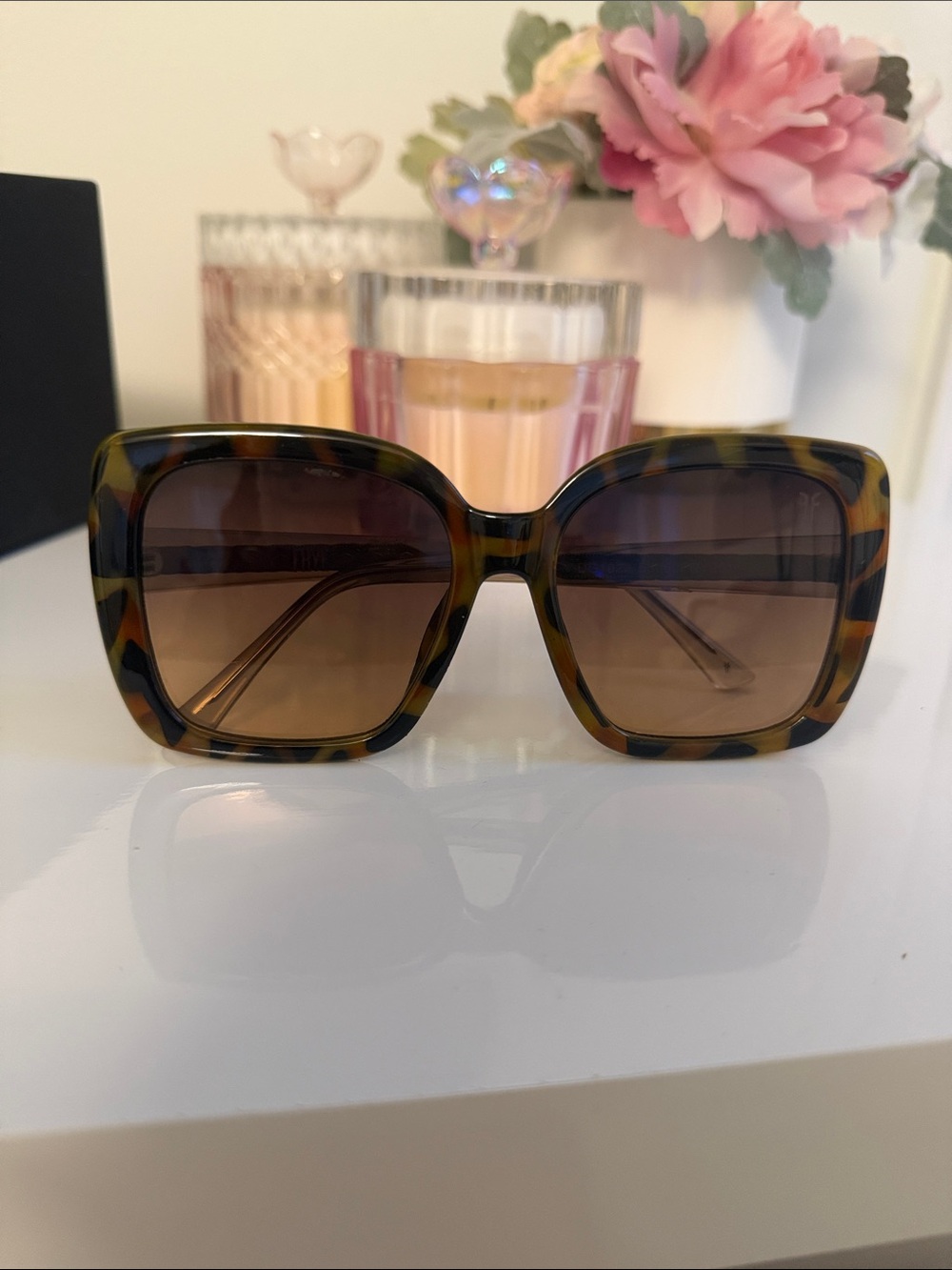 Frye Julia sunglasses